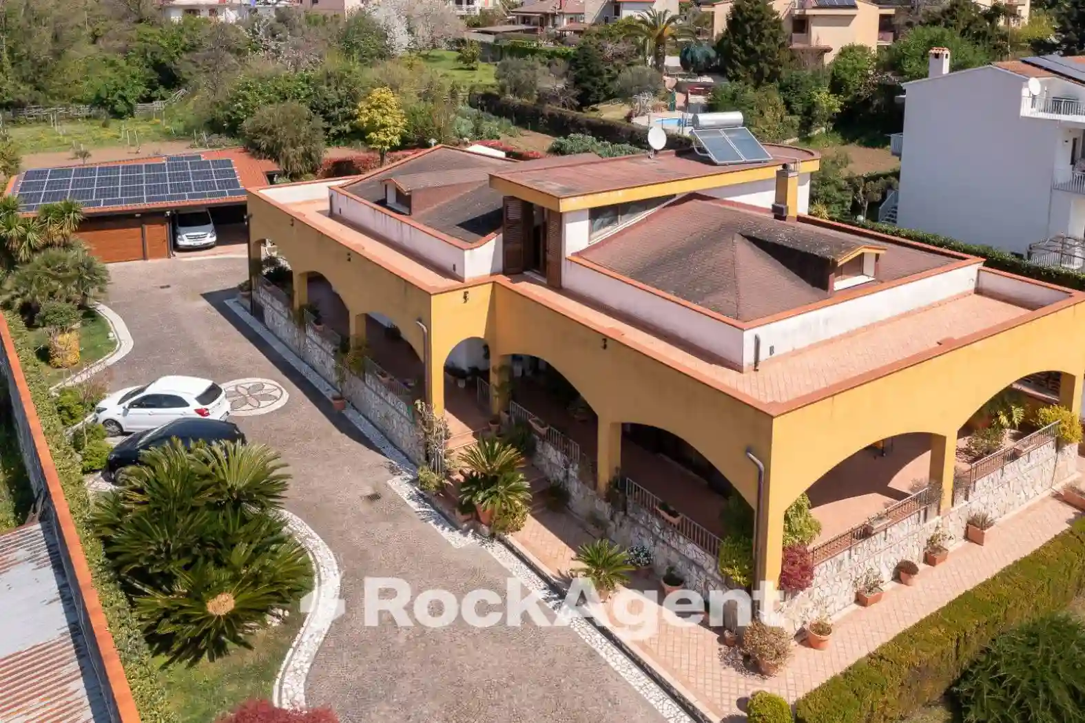 Villa - foto 2