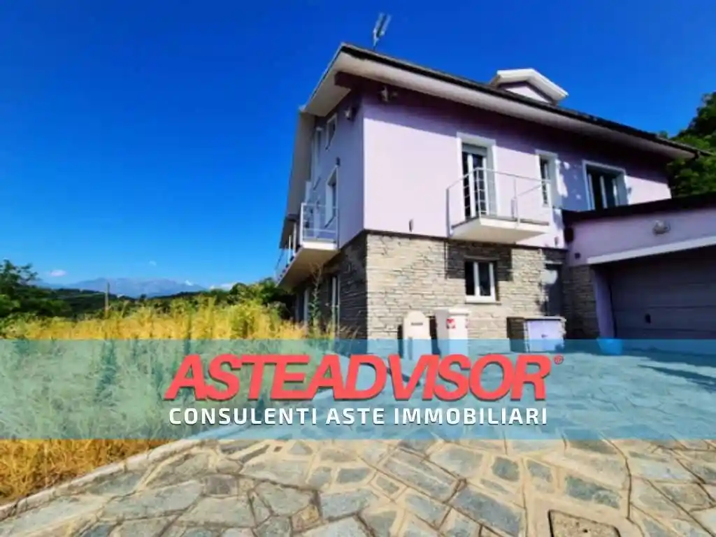 Villa in vendita a Reano