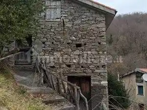 Rustico - Casale in vendita a Magliolo