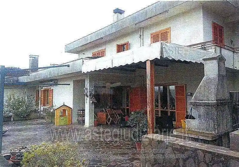 Appartamento in vendita a Broccostella