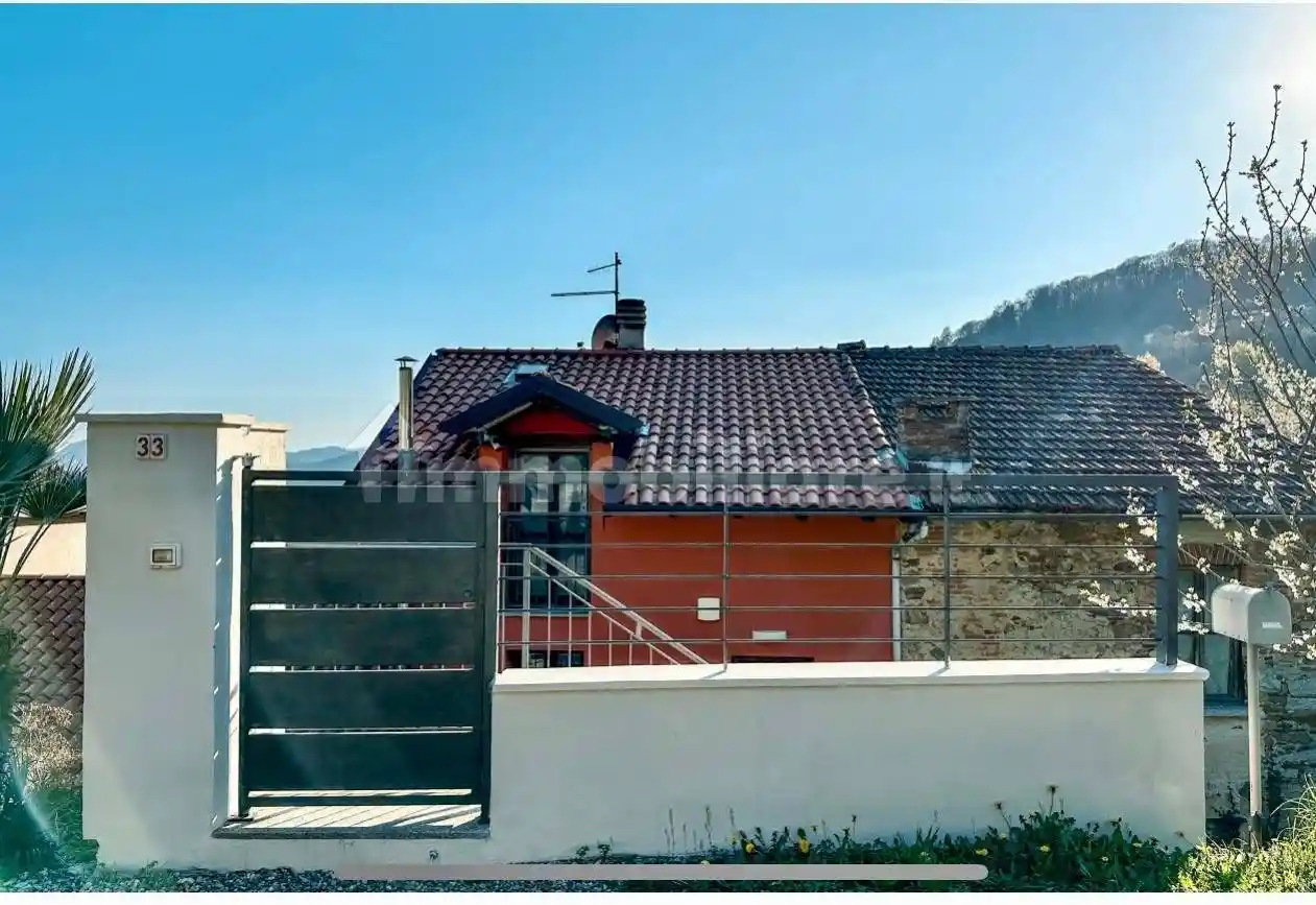 Casa indipendente in vendita a Cellio con Breia