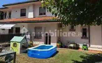 Casa indipendente in vendita a Pioltello