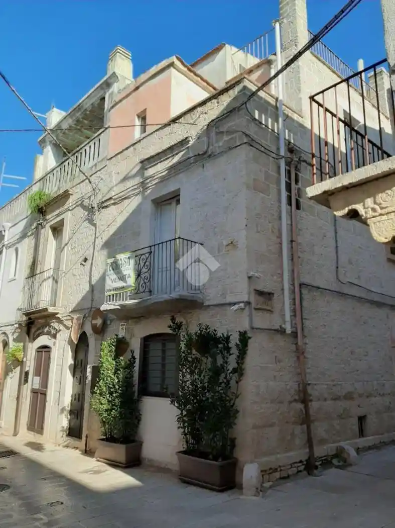 Casa indipendente in vendita a Cassano delle Murge