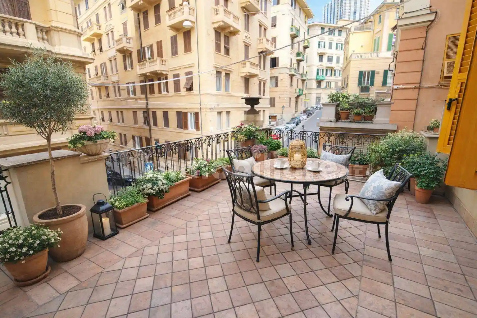 Appartamento in vendita a Genova