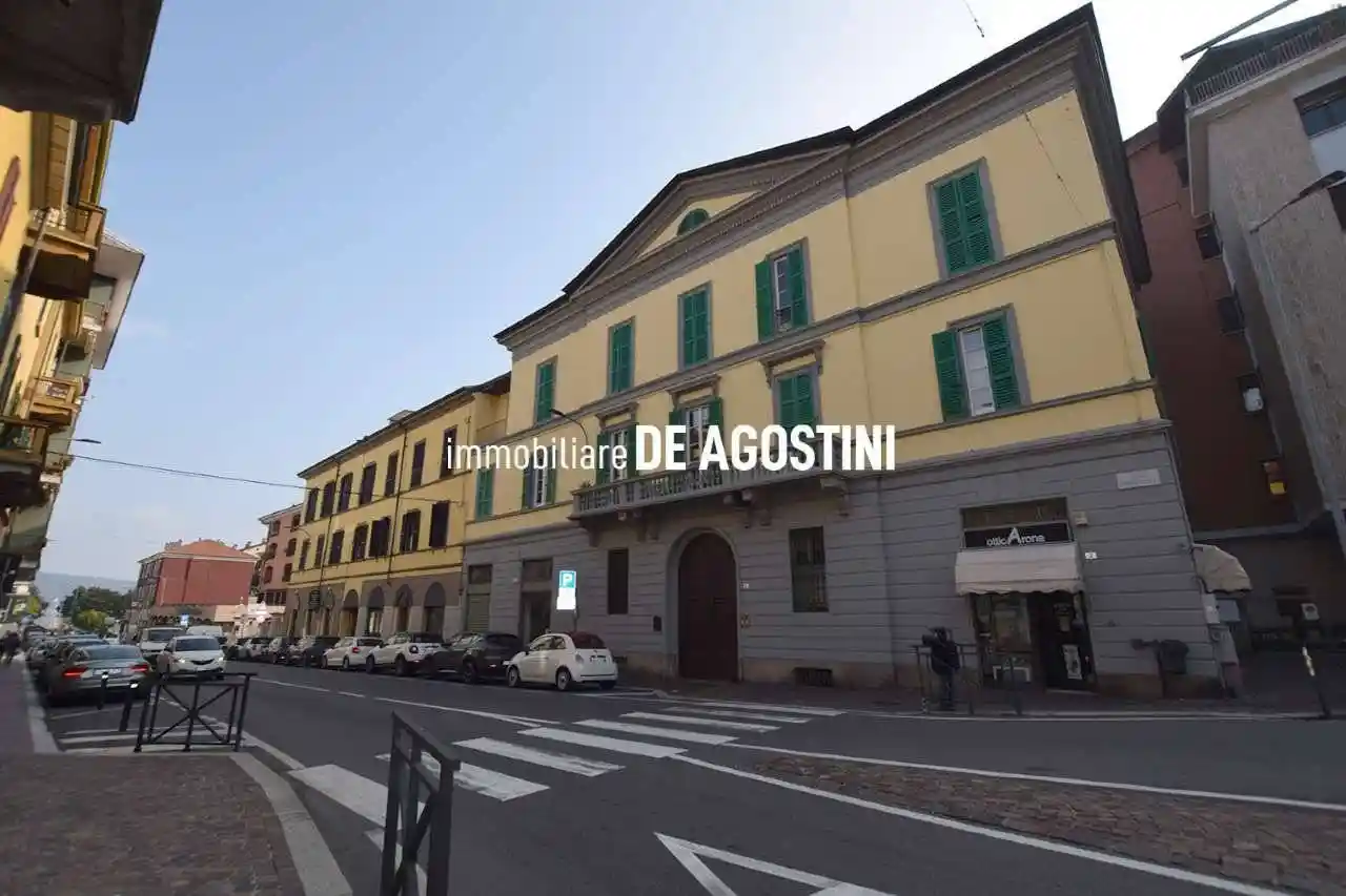Appartamento in affitto a Arona
