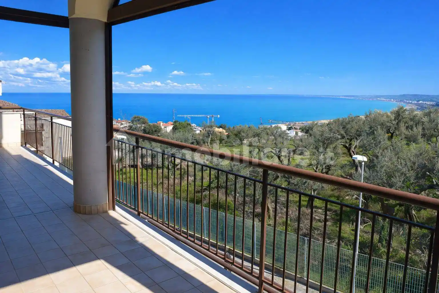 Appartamento in affitto a Vasto