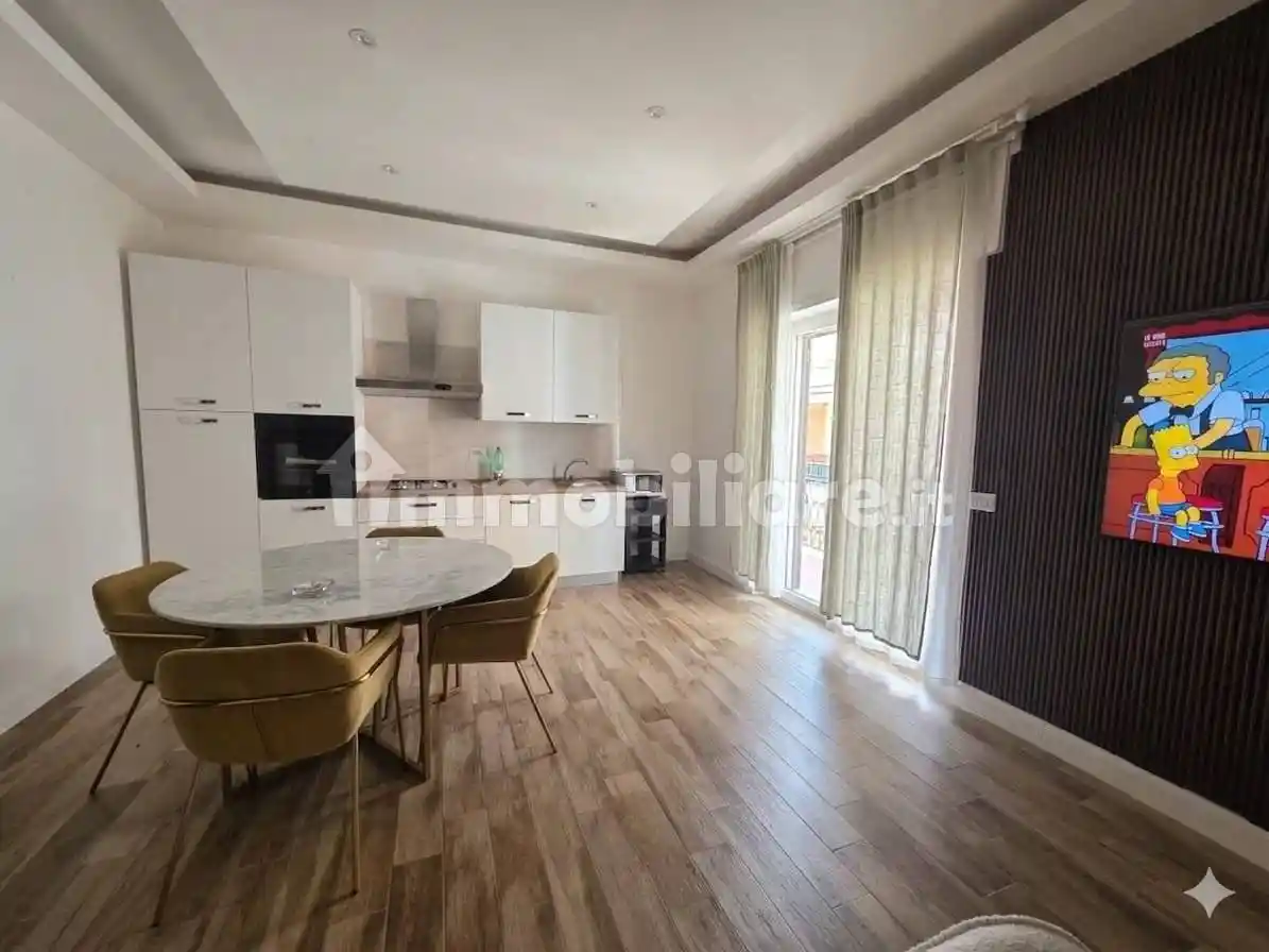 Appartamento in affitto a Napoli