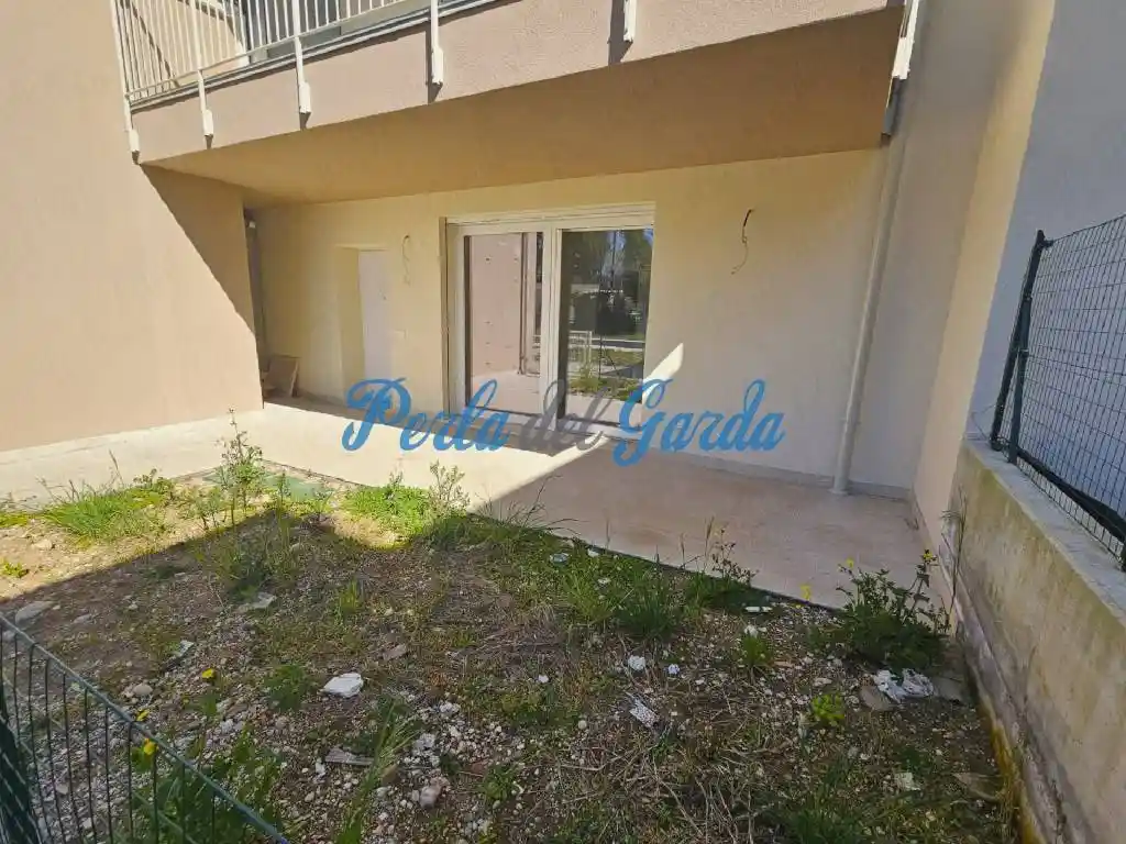 Appartamento in vendita a Peschiera del Garda