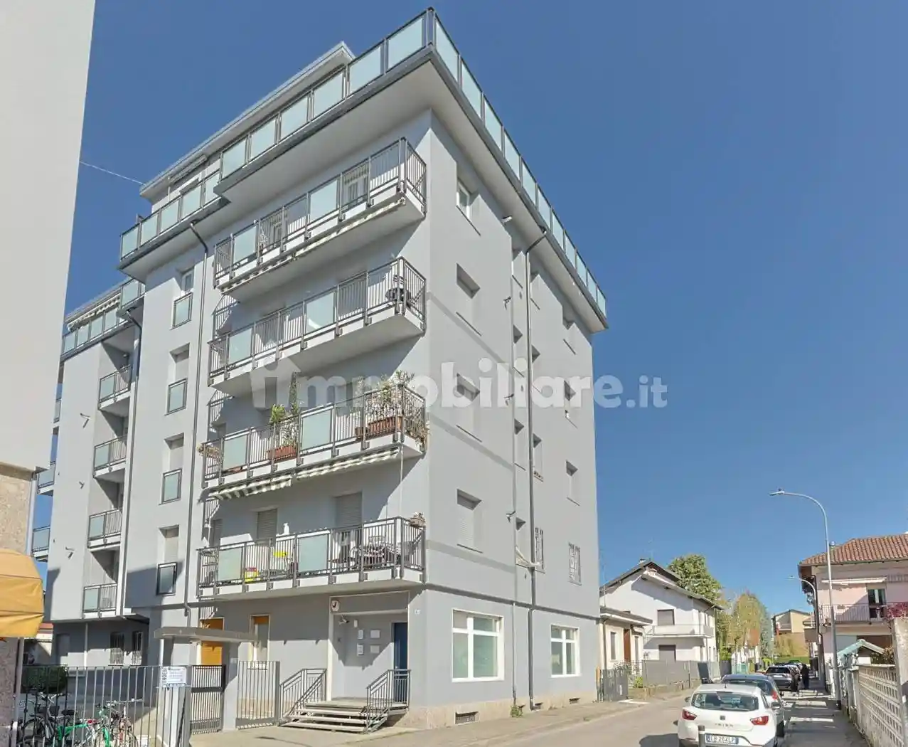 Appartamento in vendita a Garbagnate Milanese