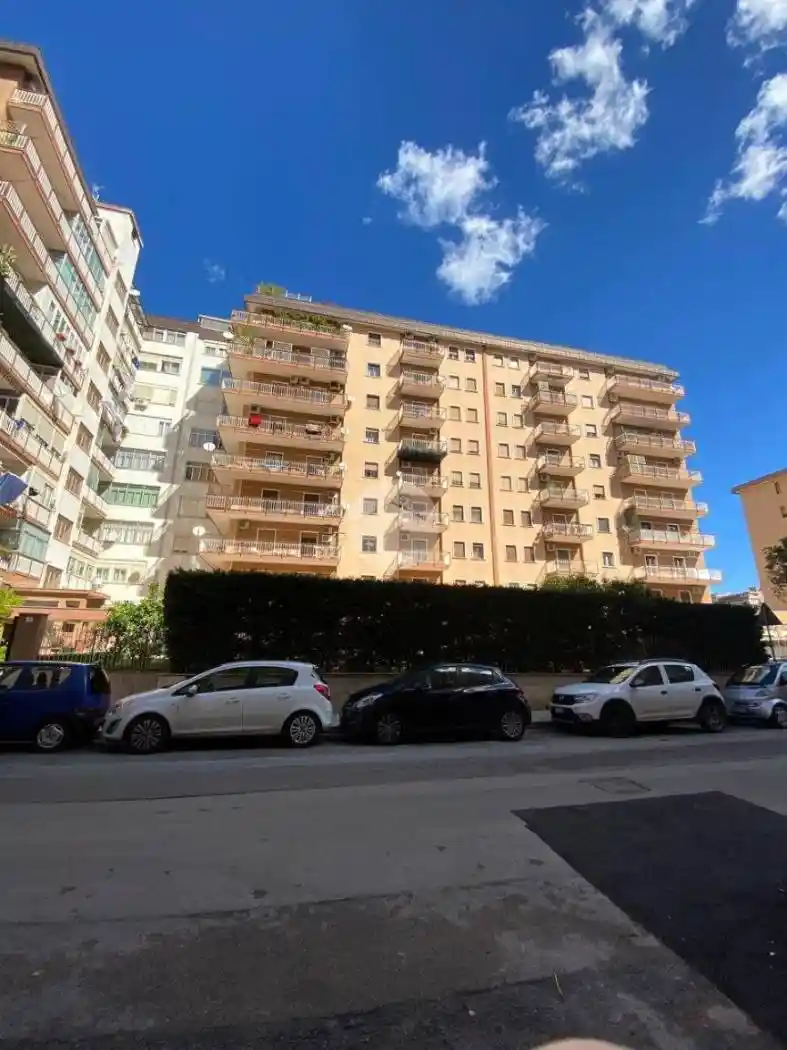 Appartamento in affitto a Palermo