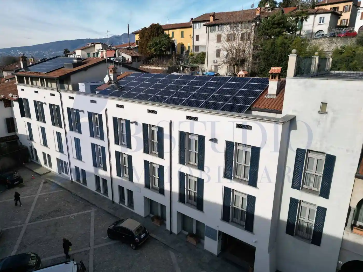 Palazzo - Edificio in vendita a Bosisio Parini