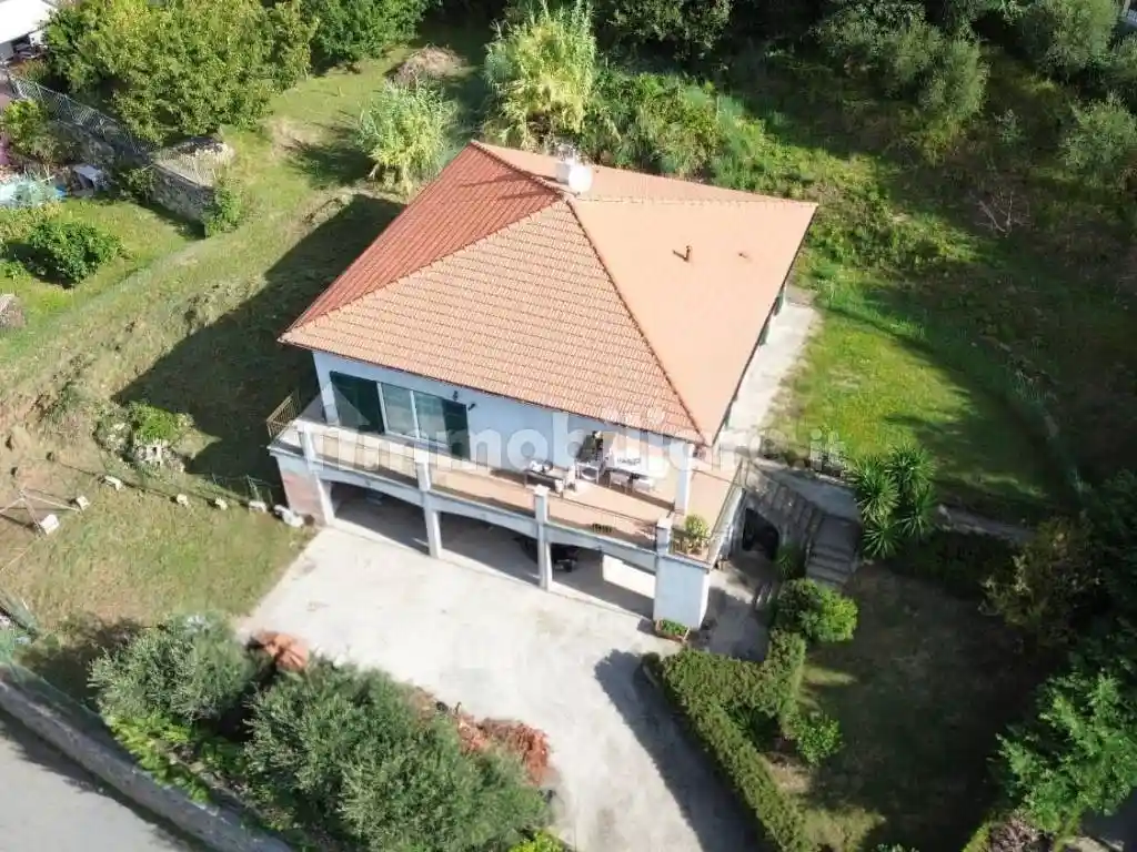 Villa in vendita a Cogoleto