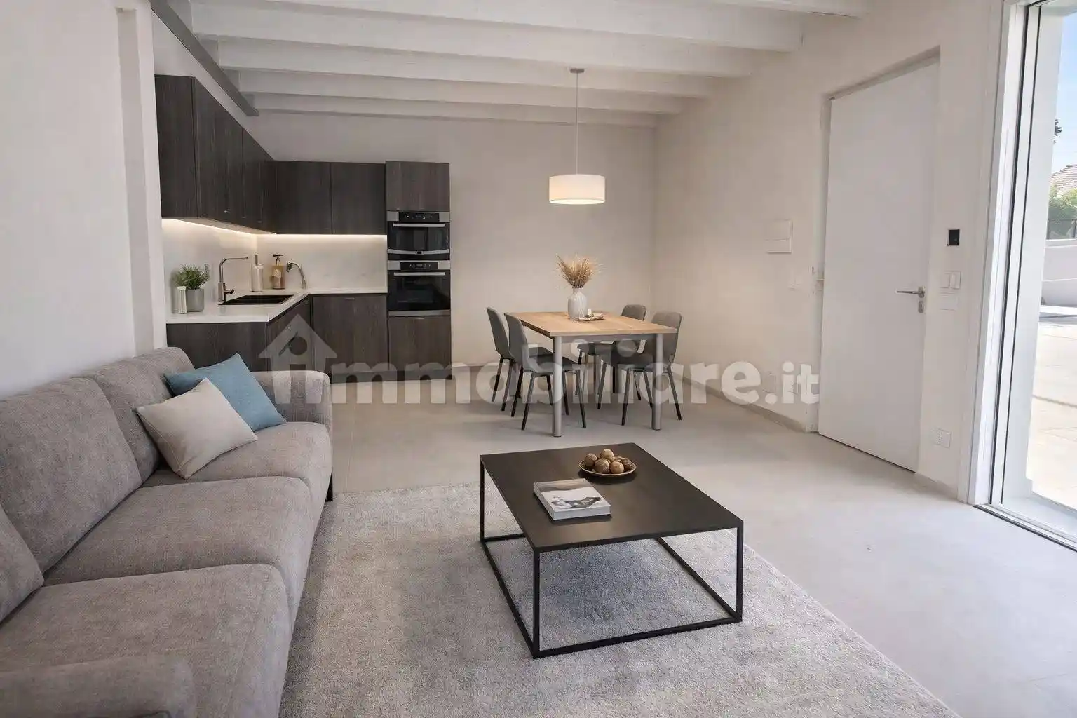 Appartamento in vendita a Desenzano del Garda