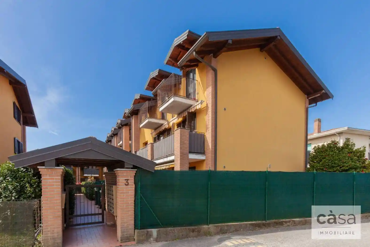 Appartamento in vendita a Lozza