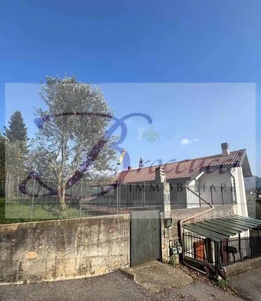 Appartamento in vendita a Cuasso al Monte