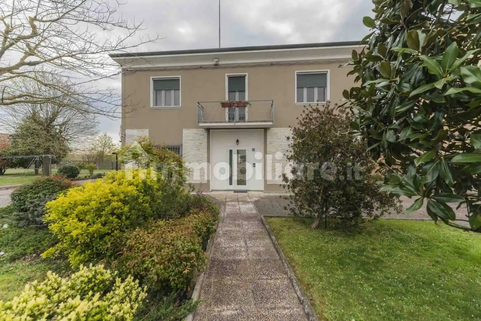 Villa in vendita a Argenta