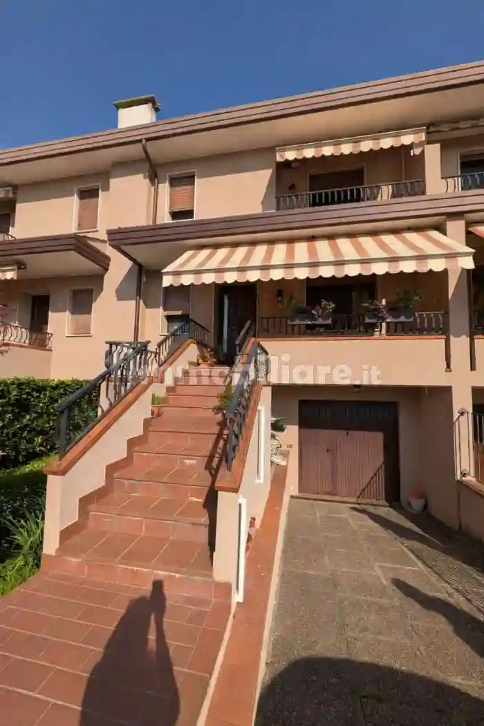 Villetta a schiera - foto 2