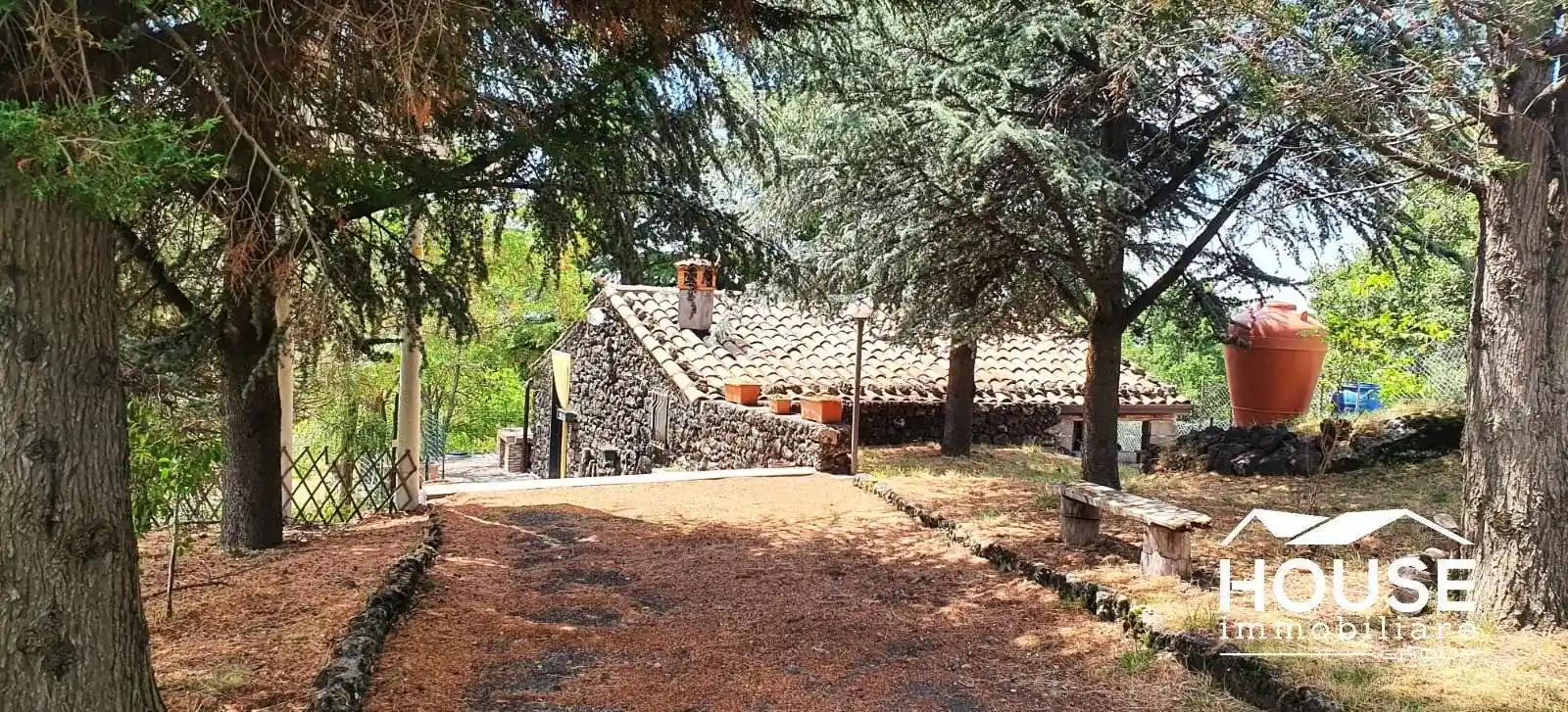 Rustico - Casale in vendita a Ragalna