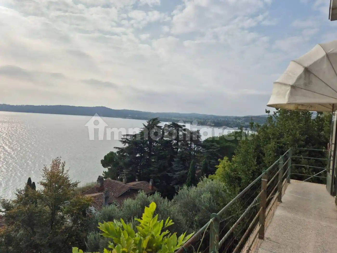 Villa in vendita a Padenghe sul Garda