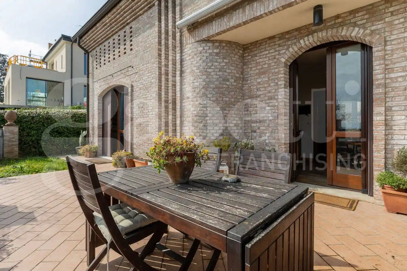 Villa in vendita a Zola Predosa