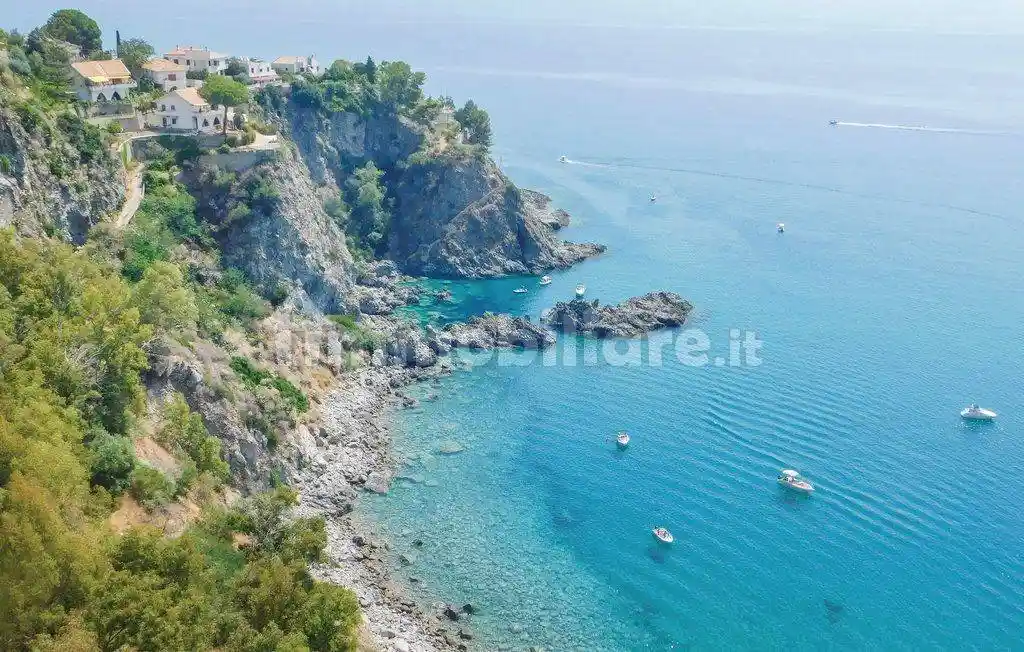 Villa in vendita a Stalettì