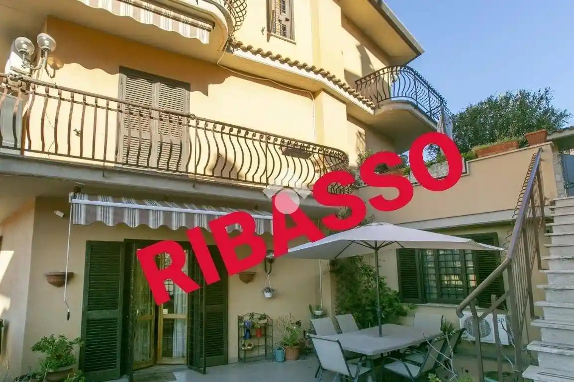 Villa in vendita a Fonte Nuova