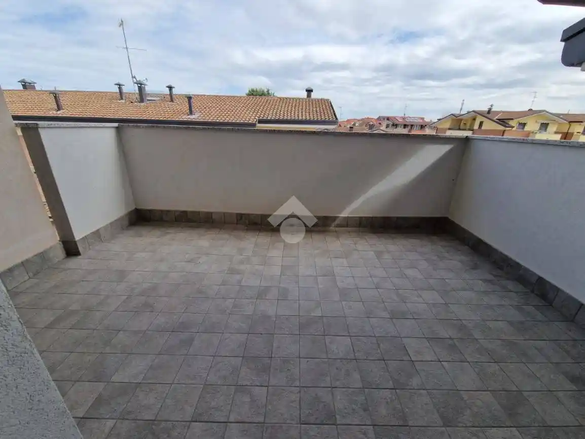 Appartamento in vendita a Limbiate