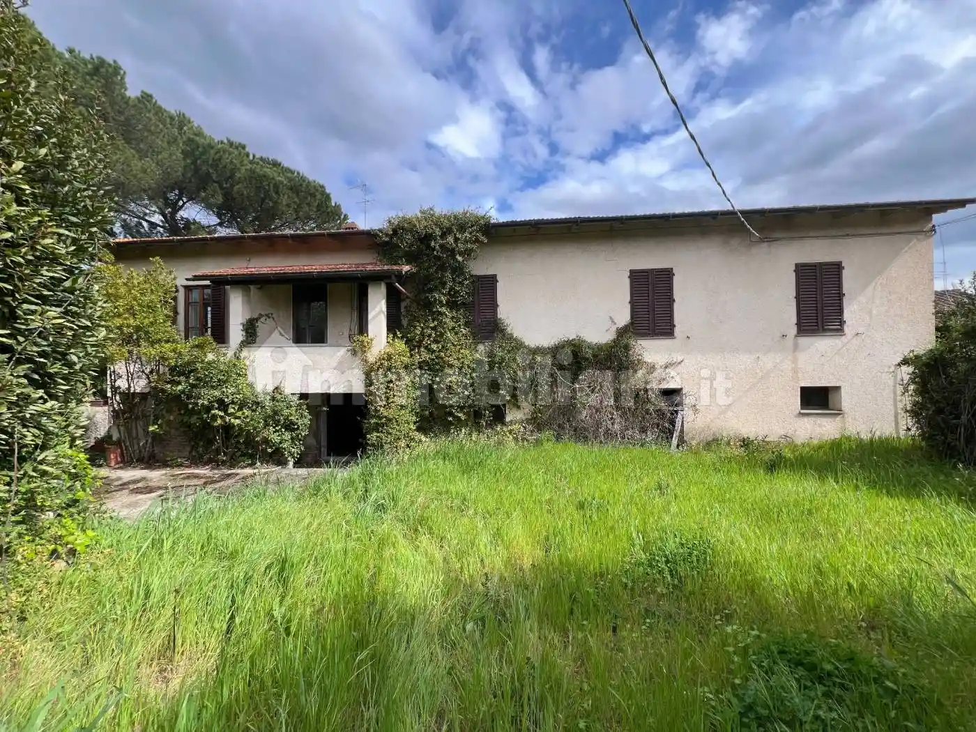 Casa indipendente in vendita a Gambassi Terme