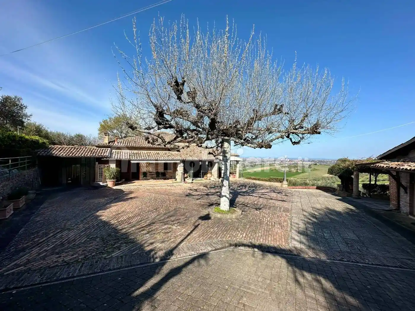 Villa in vendita a Longiano