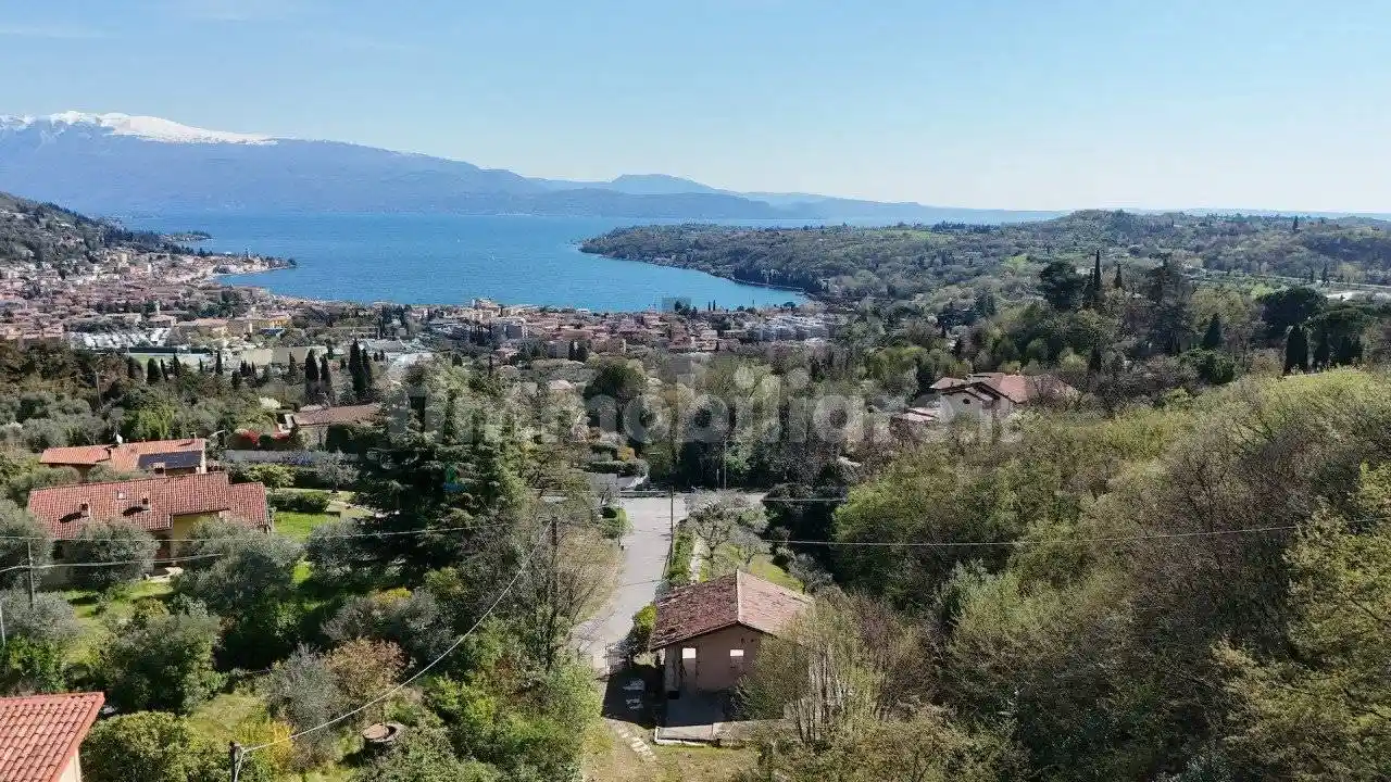 Casa indipendente in vendita a Salò
