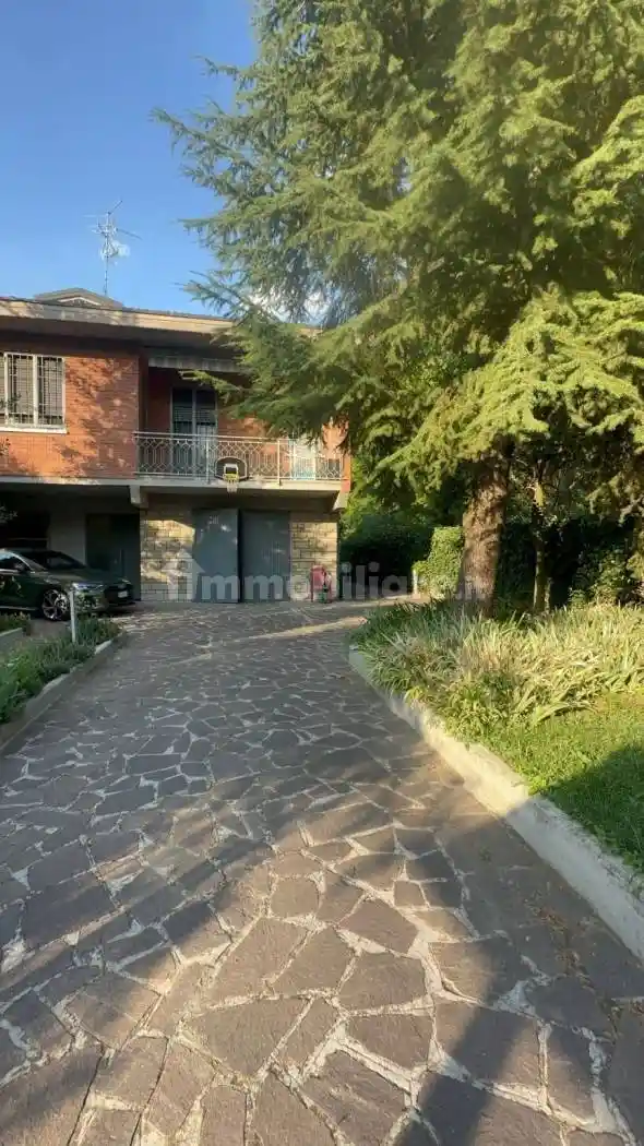 Villetta a schiera in vendita a Modena