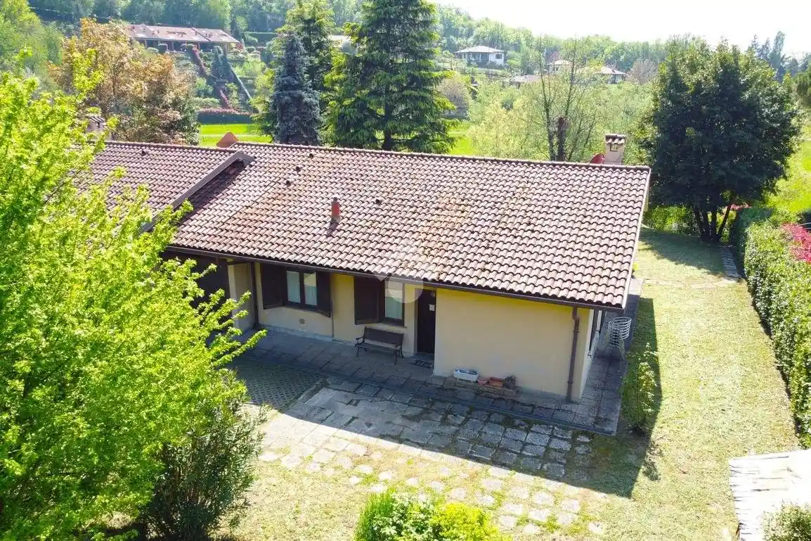 Villa in vendita a Sirtori