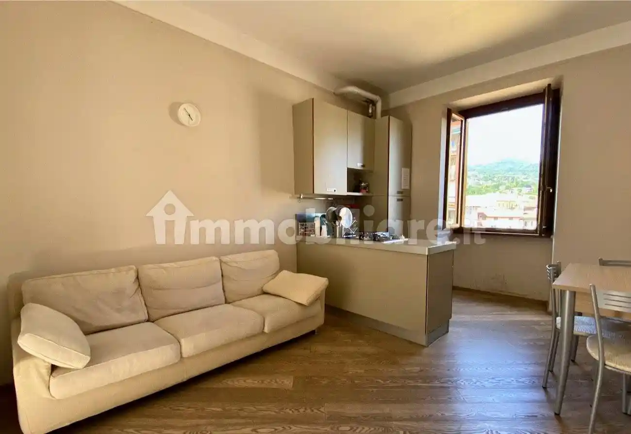 Appartamento in vendita a Verbania