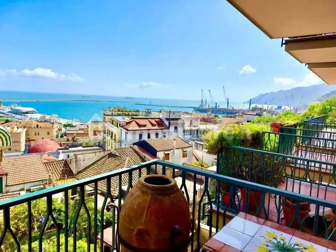 Appartamento in vendita a Salerno