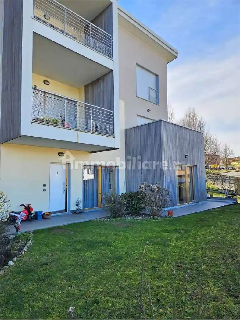 Appartamento in vendita a Olgiate Comasco