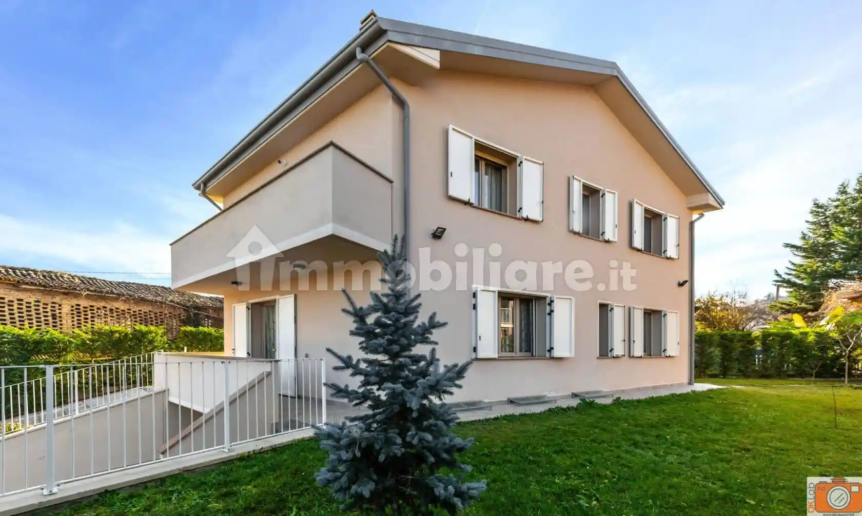 Villa in vendita a Traversetolo