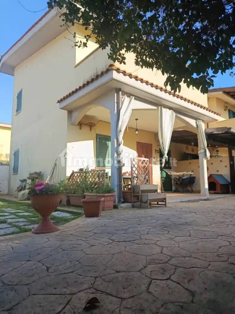 Villa in vendita a Anzio