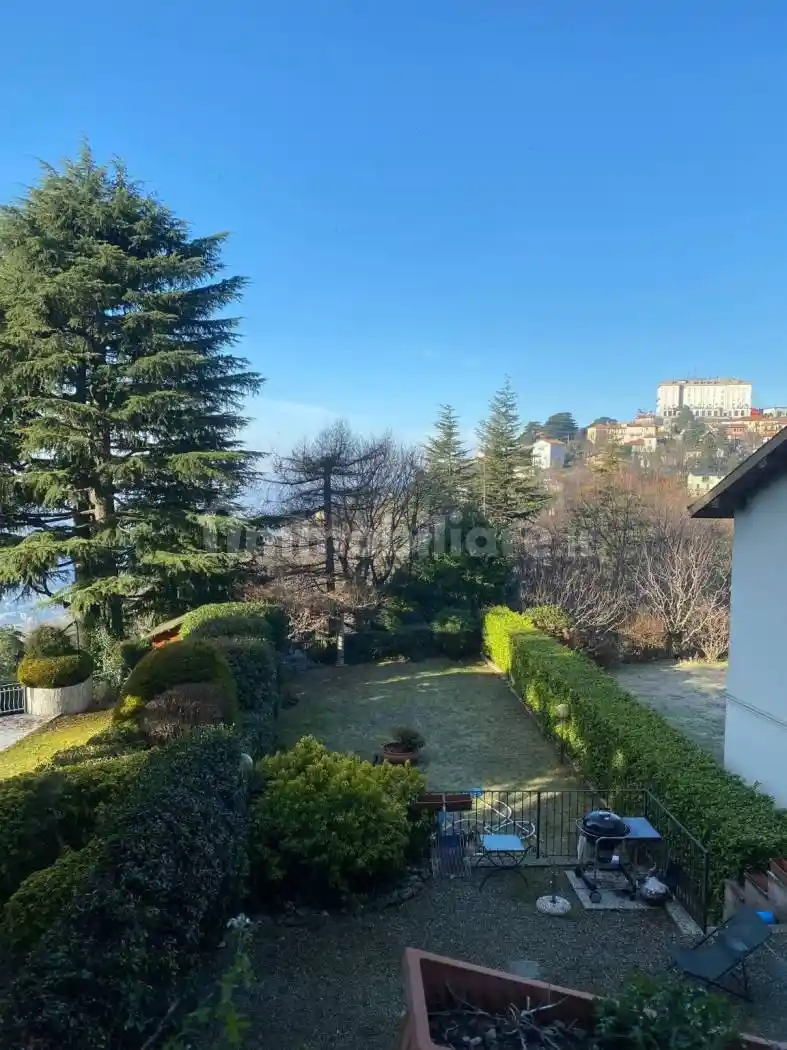 Appartamento in vendita a Brunate