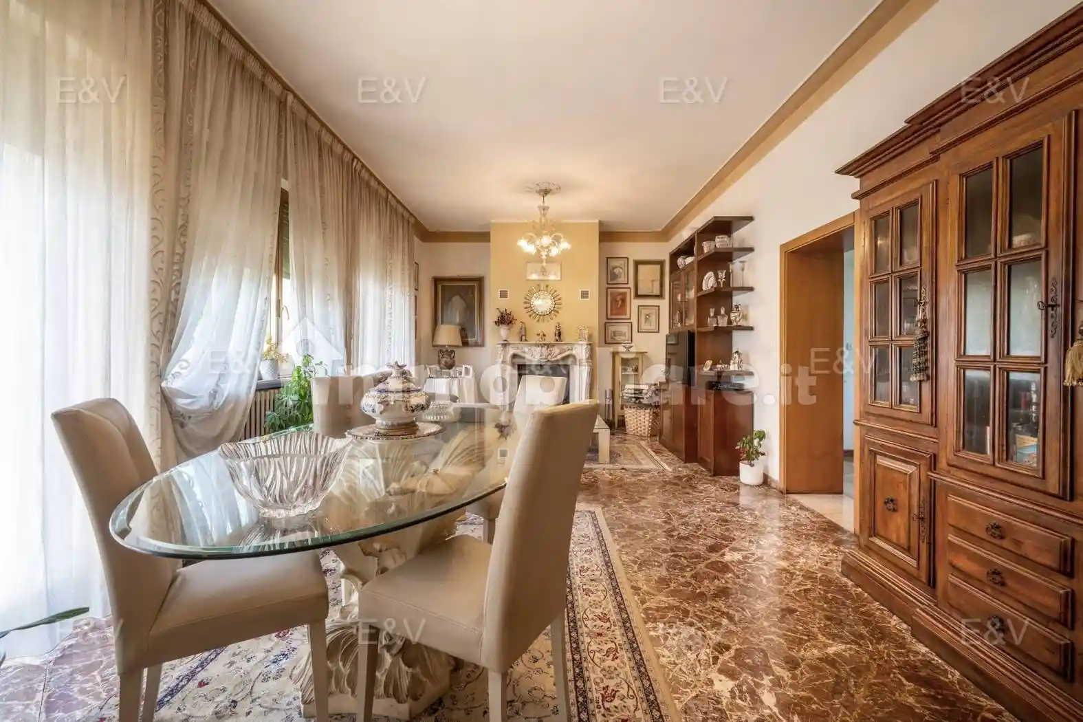 Villa in vendita a Arezzo