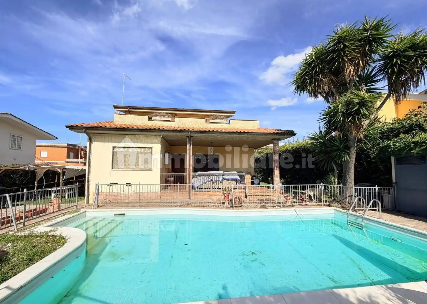 Villa in affitto a Anzio