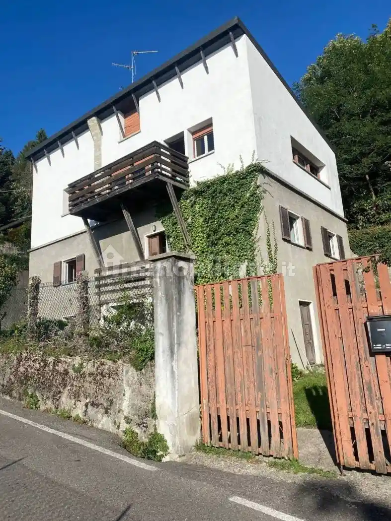 Villa in vendita a Brunate