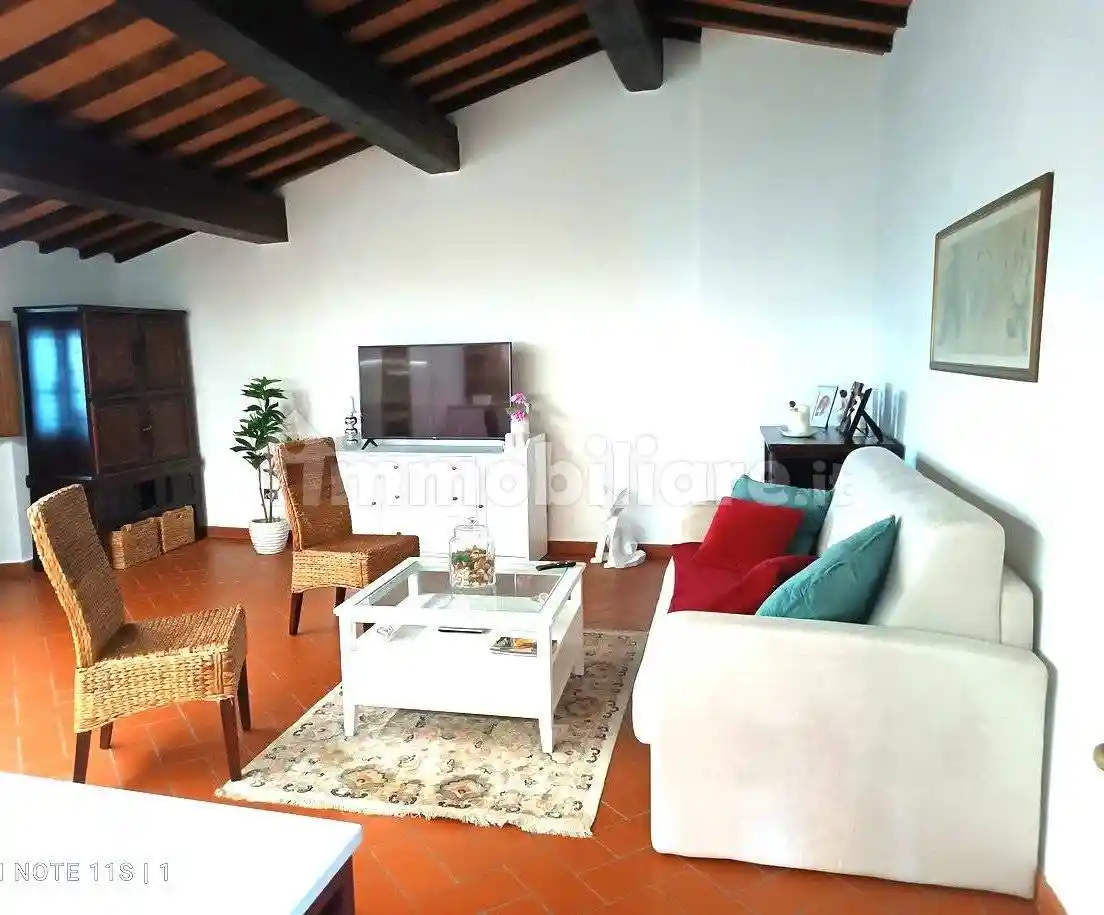 Casa indipendente in vendita a Carmignano