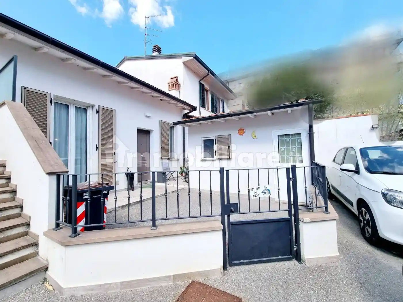 Casa indipendente in vendita a Campi Bisenzio