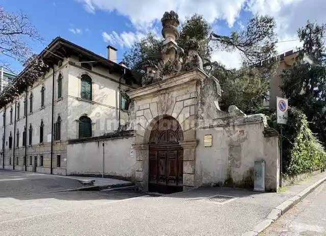 Appartamento in vendita a Verona