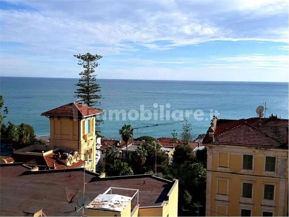 Appartamento in vendita a Ospedaletti