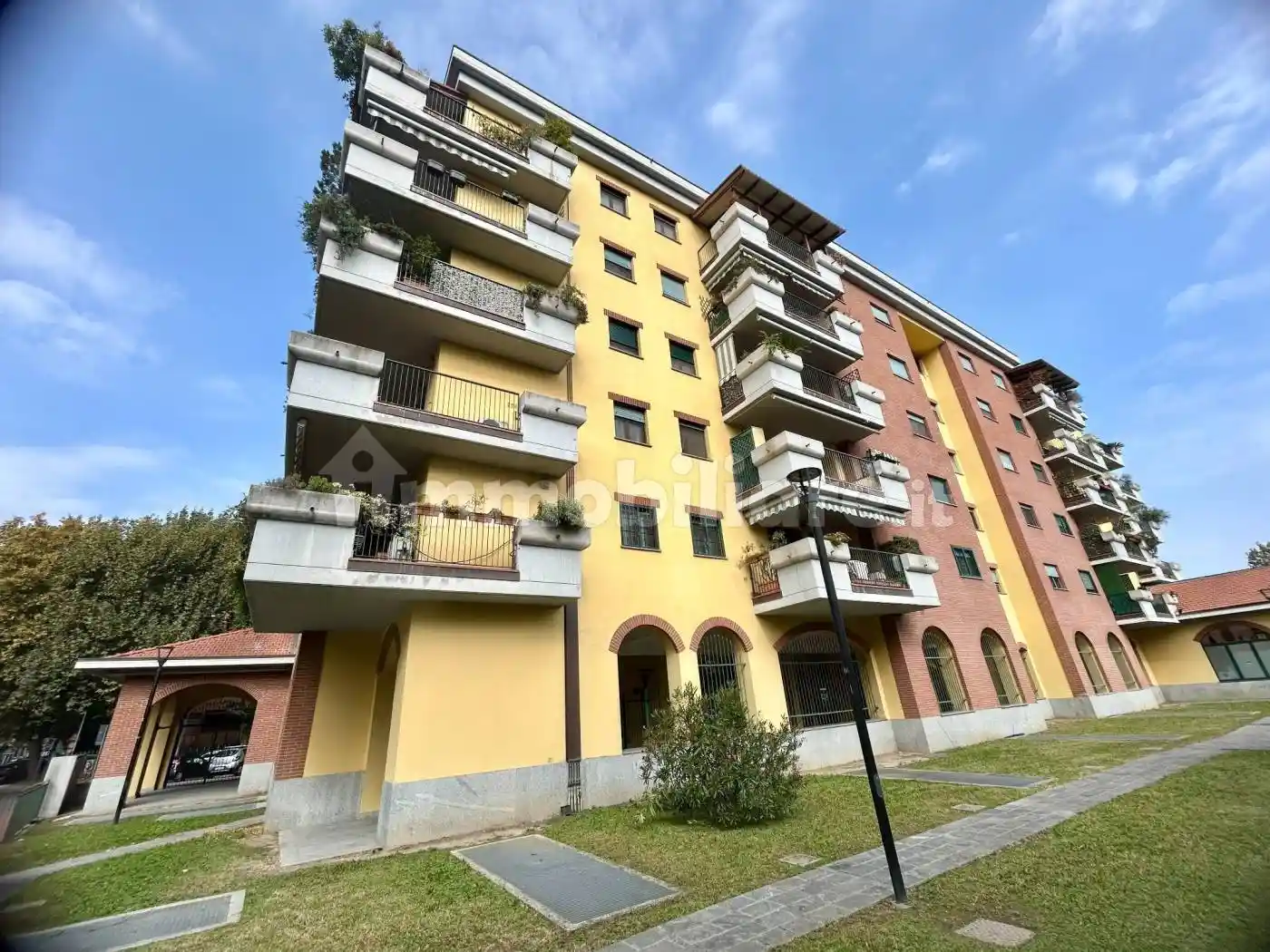 Appartamento in vendita a Cesano Boscone