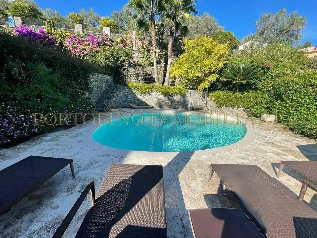 Villa in affitto a Rapallo