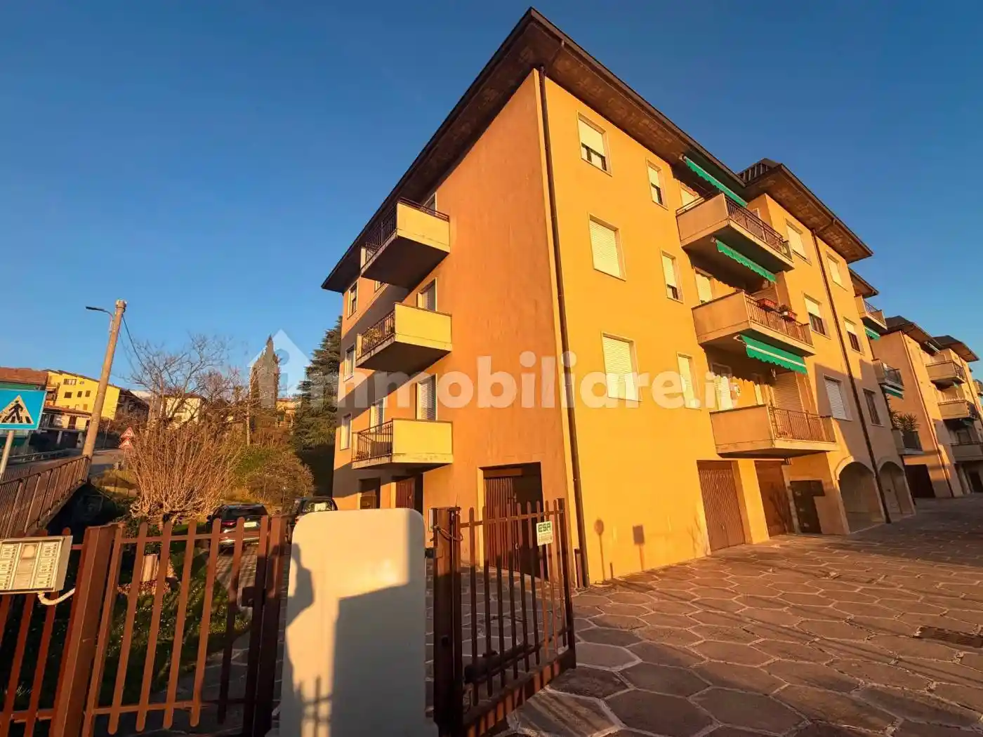 Appartamento in affitto a Caprino Bergamasco