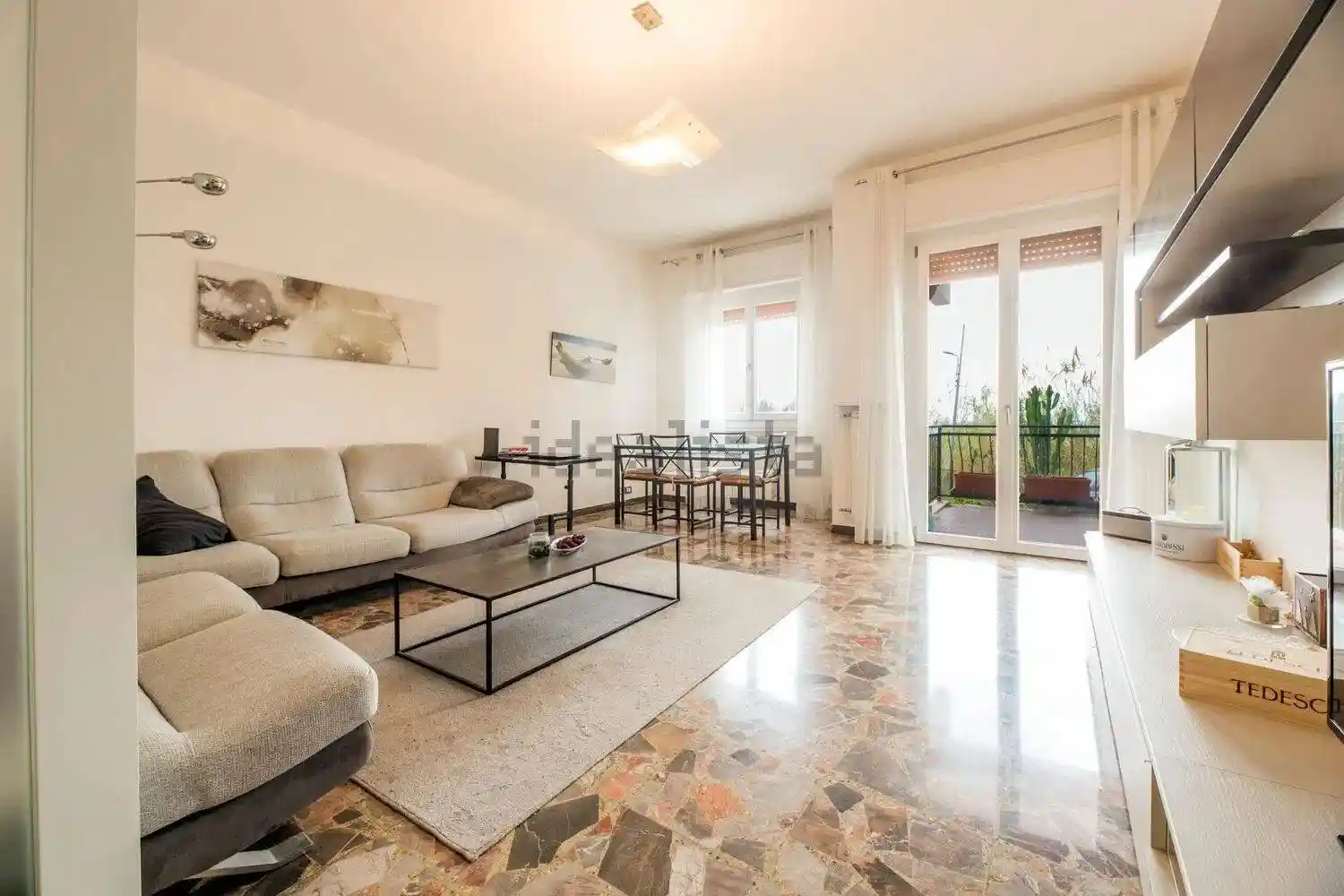 Appartamento in vendita a Genova