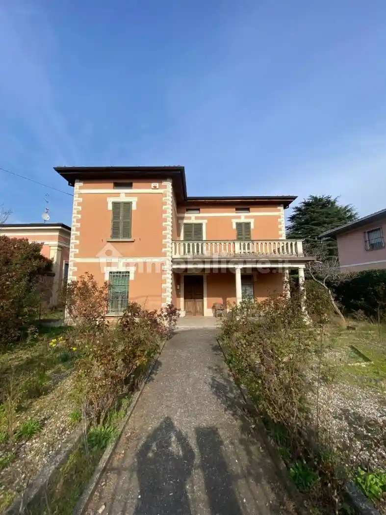 Villa in vendita a Offlaga